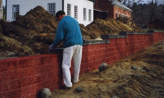 Residential segmental wall